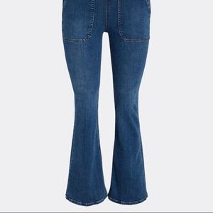 Frame Flare Jeans